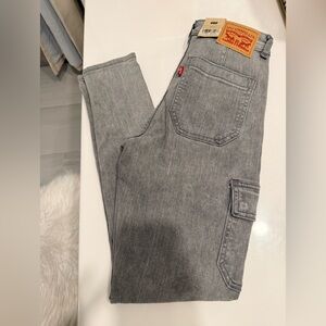Levi's Women's Skinny Jeans in Light Gray, size 26x28 — NWT